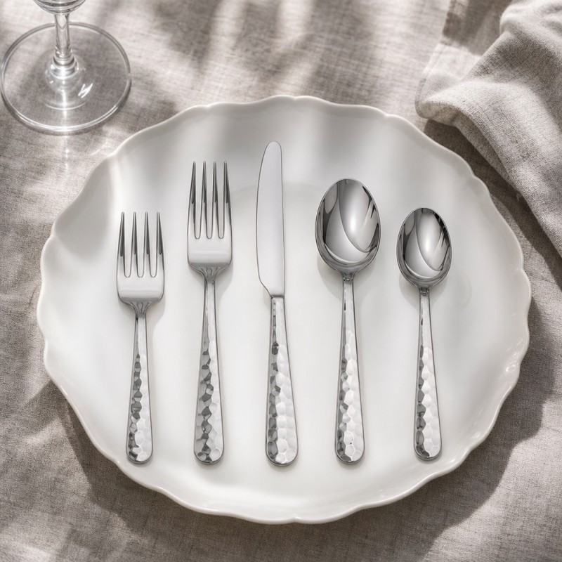Hammered Textured Silver Flatware 5-Piece Set_Linen Tabletop Soft Light Still Life Shot